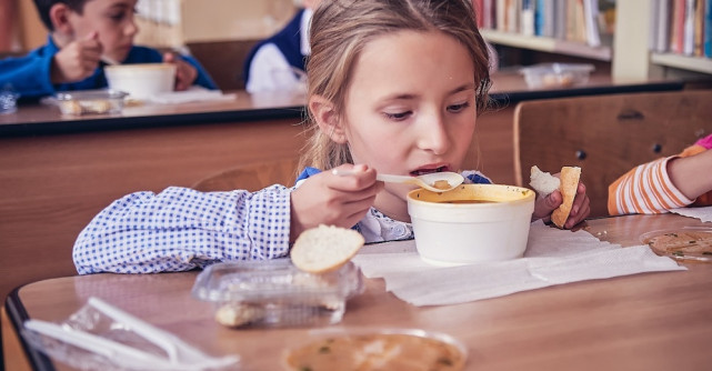 Lidl împreună CU WORLD VISION România extind programul „pâine și mâine” în Bonțida 