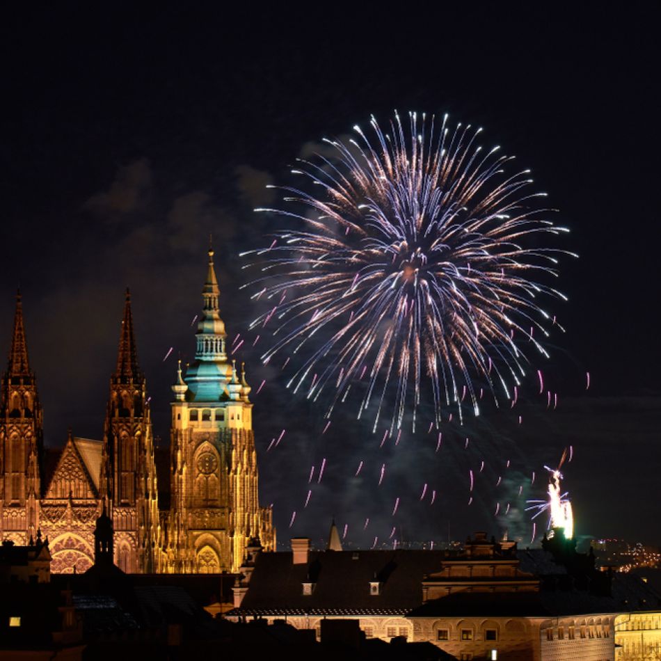 Galerie FOTO: Cât costă să faci Revelionul 2026 în București și cum se compară cu alte orașe europene