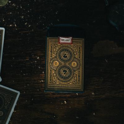 Tarot online: Ce te așteaptă în dragoste în viitorul apropiat?