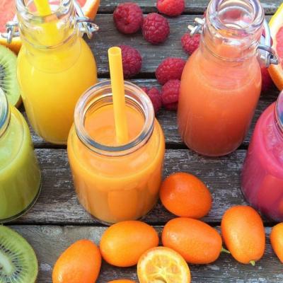 5 retete de smoothie care sunt la fel de satioase si nutritive ca o masa completa