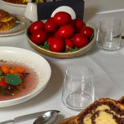 Paște de poveste la poalele Tâmpei