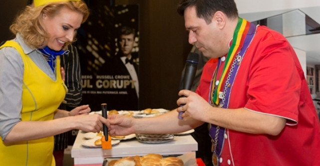 Franke le-a pregatit o noua surpriza culinara spectatorilor piesei de teatru Boeing Boeing
