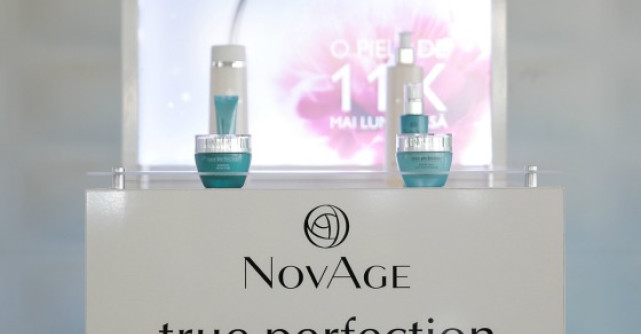 NovAge sunt anii tai, cei mai frumosi. Poarta-i cu eleganta