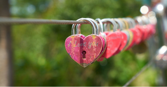 Declarații de dragoste cu Pandora