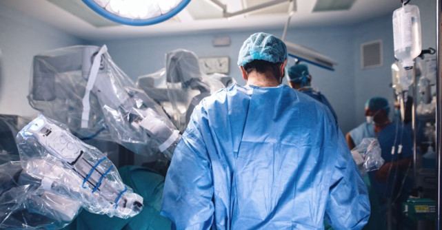 Chirurgia robotică da Vinci Xi: indicații și beneficii