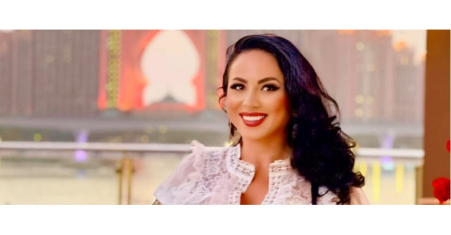 La doar 18 ani, fata cea mare a Rocsanei Marcu câștigă 10.000 de euro pe lună! Cu ce se ocupă tânăra în Dubai 