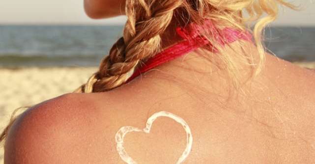 14 Produse ideale pentru ingrijirea pielii in timpul expunerii la soare
