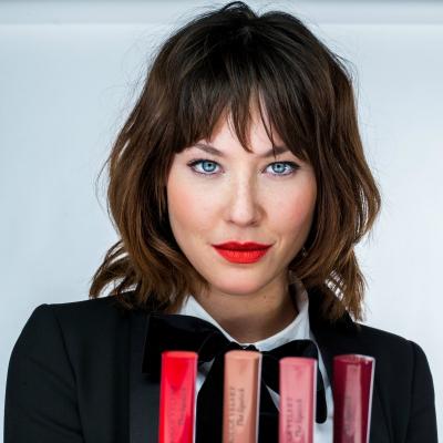 Bourjois lanseaza Rouge Velvet the Lipstick