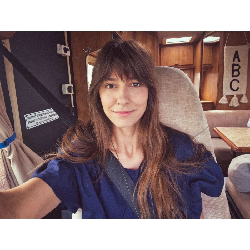 Dana Rogoz, adevărul șocant din spatele popularității. La ce umilință a fost supusă pe când era doar un copil