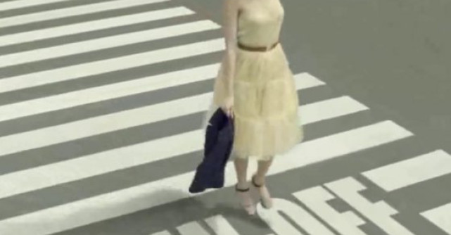 Video: Cea mai tare reclama pentru femeile care lucreaza!