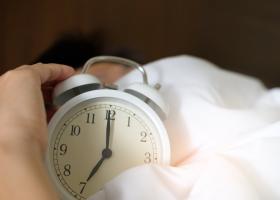 Ce este sleepmaxxing? Noul trend în obiceiurile de somn