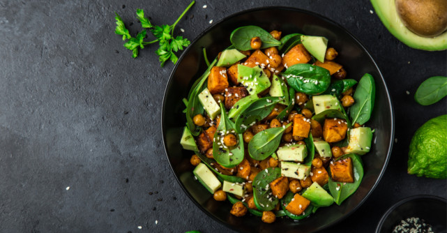 Este cel mai sanatos aliment din lume. Despre beneficiile spanacului