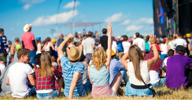 LEVI'S dă startul ținutelor de vară