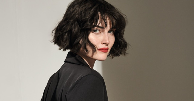 Tunsoarea care domină vara? Wolf Cut - rebelă, retro și ultra-stilată