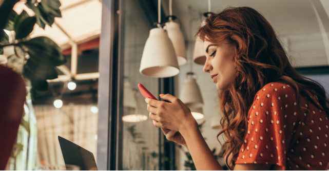 Accesoriile de care noul tău telefon are nevoie