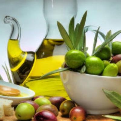 3 utilizari sanatoase si 3 nesanatoase ale uleiului de masline