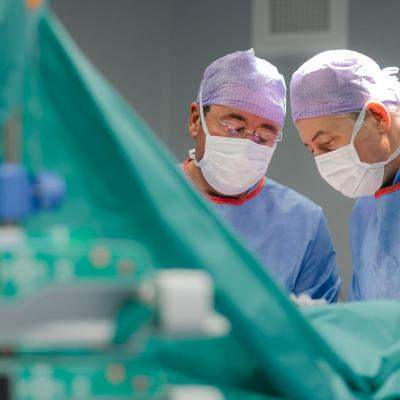 Primul Centru din România dedicat tratamentului cancerului de prostată se deschide la București 