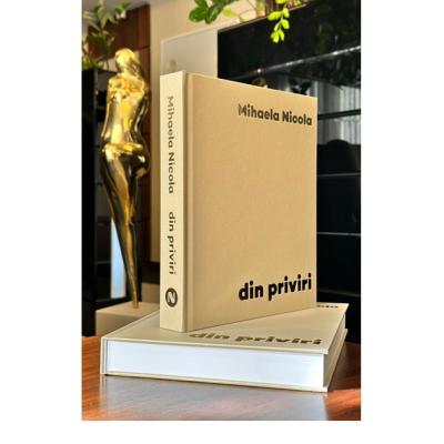 Editura Nemira si Mihaela Nicola lanseazǎ un nou volum - Din priviri