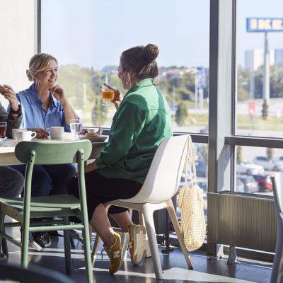 Trei motive pentru a vizita IKEA în noiembrie: meniuri delicioase, produse pentru casă și idei de design, la prețuri accesibile 