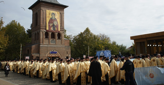 Sărbătoare MARE pe 26 octombrie: Sfântul Dimitrie, Izvorâtorul de Mir – ocrotitorul celor aflați în primejdie