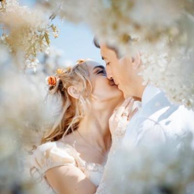 Video: Cea mai luxoasa nunta! 