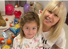 Micuța Eva Maria, fiica Elenei Udrea, cea mai fericită fetiță! Mama ei este acasă: Vreau să fiu cât mai mult alături de ea
