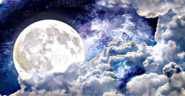 Luna Noua de pe 21 martie are puterea a 100 de luni. Sufletele noastre atrag energia tamaduitoare si eliberatoare a Cosmosului 