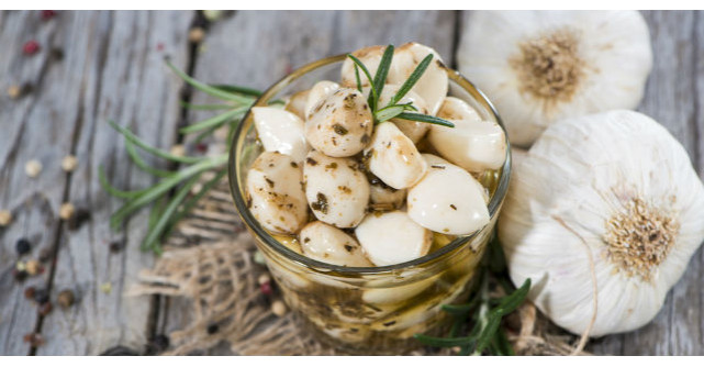 Usturoiul topeste grasimea abdominala! Iata cum trebuie sa-l consumi!