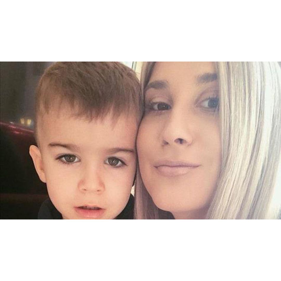 Adda trage un semnal de alarmă în plin sezon de căpușe! Cum și-a educat fiul în cazul unei mușcături de căpușă?