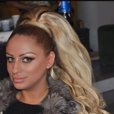 Motivul pentru care Sânziana Buruiana alăptează de 10 ani: Nu aș vrea să sufere...