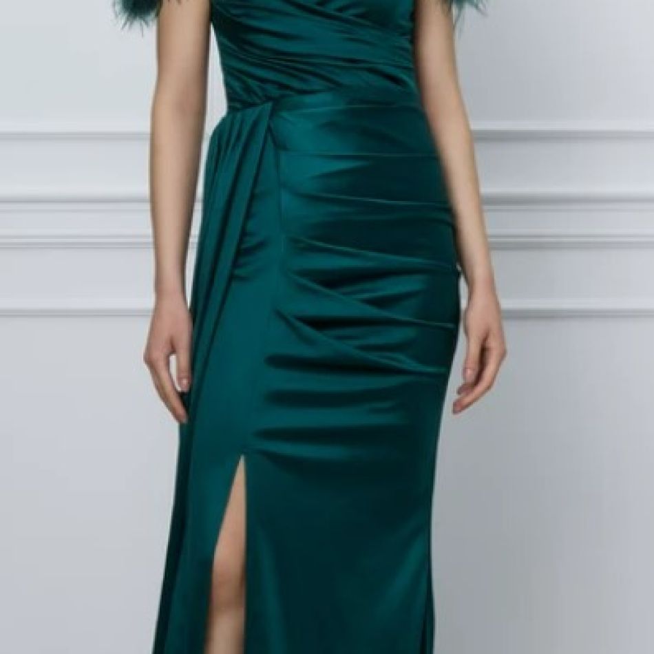 Rochii de banchet și bal 2024: Cele mai frumoase 20 de modele pentru o seară de neuitat