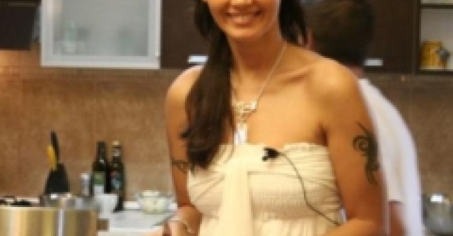 Oana Zavoranu i-a luat pana si hartia igienica lui Pepe