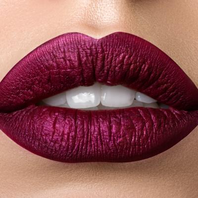 De ce arată mai bine rujurile închise în sezonul rece?