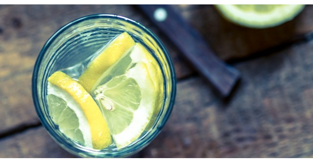 Ce se intampla in corpul tau daca bei apa cu lamaie in fiecare dimineata?