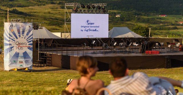 Farmec continuă susținerea evenimentelor culturale și asigură necesarul de produse dezinfectante