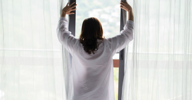 Cum sa-ti racoresti casa fara aer conditionat. Cele mai simple si eficiente metode