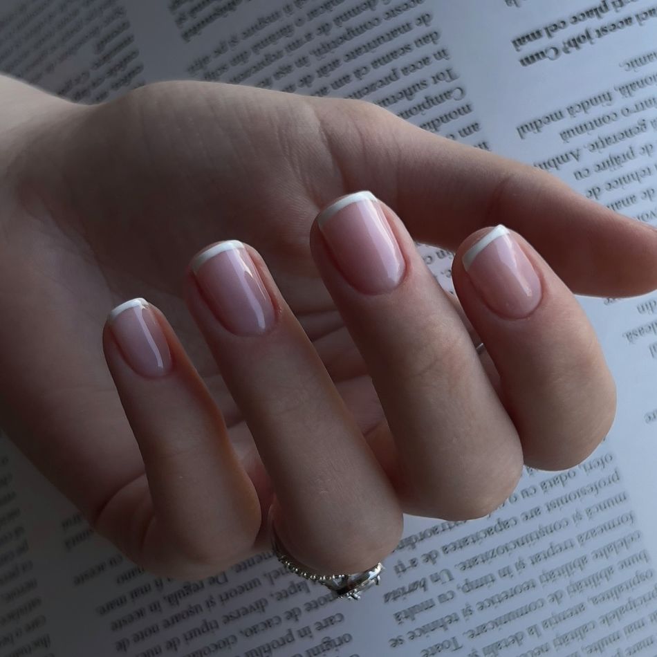 French Manicure 2.0: cum reinventezi un clasic fără să-i pierzi eleganța?