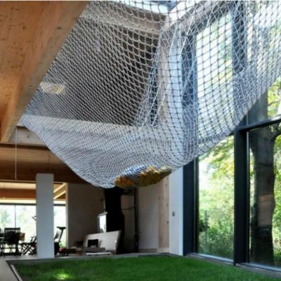 Wall-Street: Casa pasiva din padure cu hamac si gazon in interior: consuma putina energie