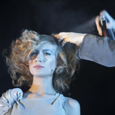 Sebastian - experimenteaza hairstylingul nonconformist