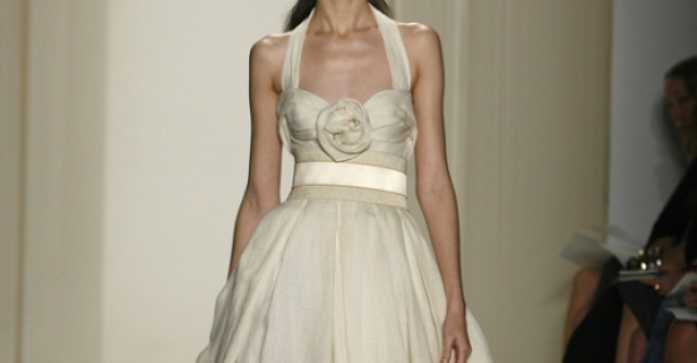 Top 40 de rochii MINUNATE cu volane