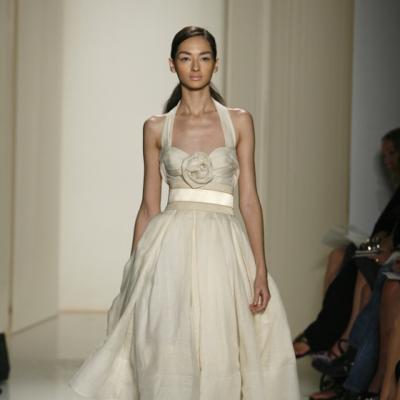 Top 40 de rochii MINUNATE cu volane