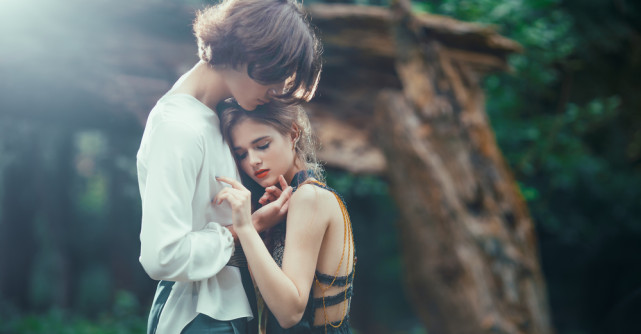 Foto: Vezi aici primul poster cu copilul Bellei si al lui Edward