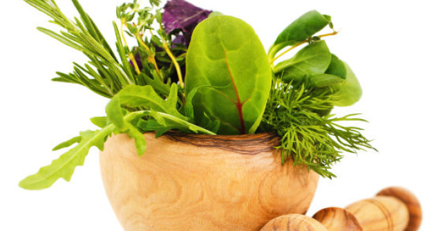 5 Tratamente naturiste pentru CHISTURILE OVARIENE