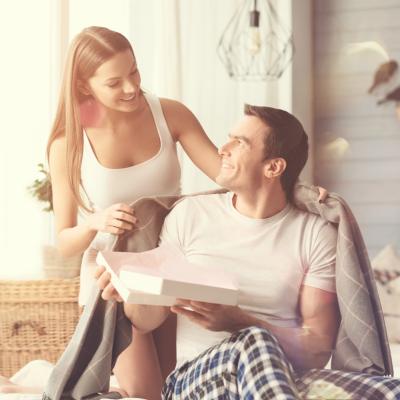 Idei de cadouri de Valentine's Day pentru barbati