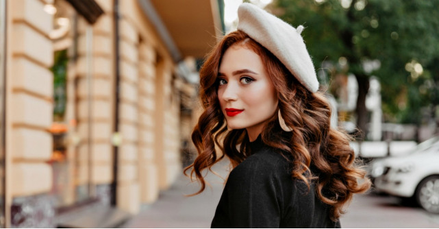 Berete franțuzești pentru un look feminin parizian contemporan