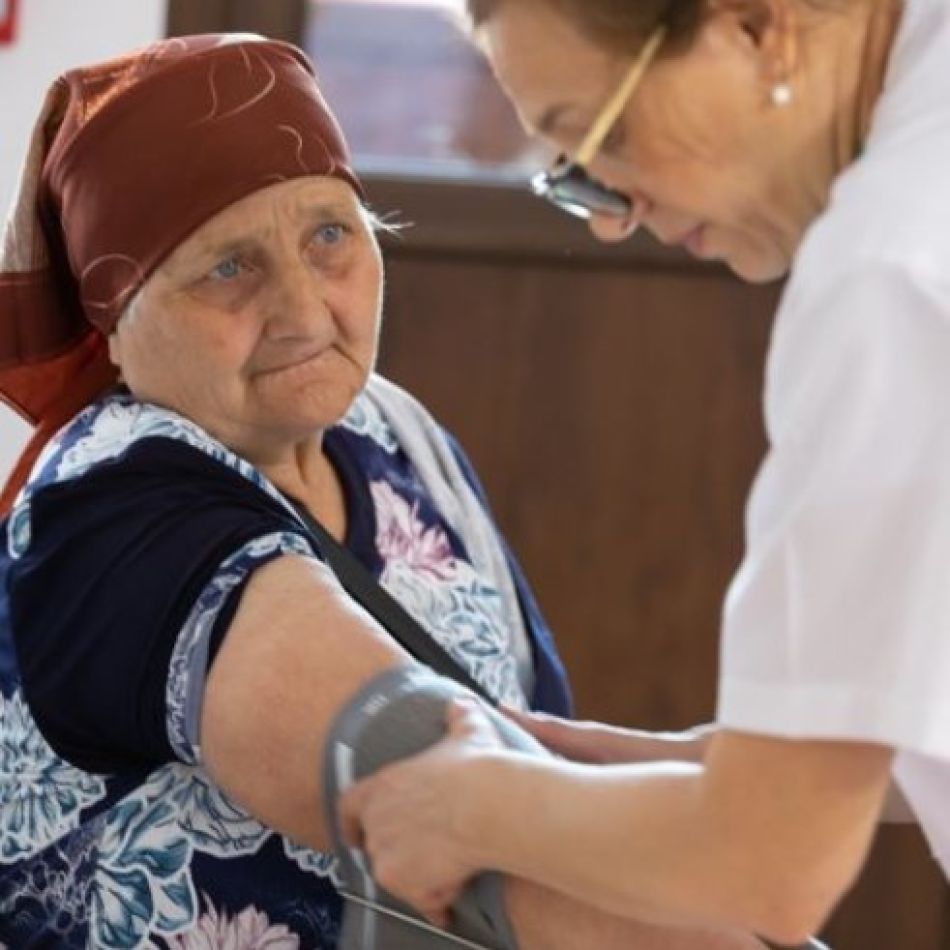 Controale medicale gratuite pentru peste o mie de persoane din mediul rural