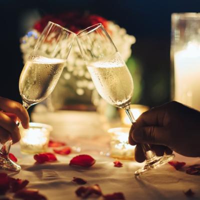 5 Modalități romantice de a petrece seara de Revelion în cuplu