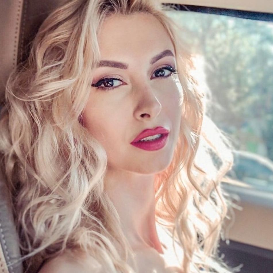 Victor Cornea, despre diferența de vârstă dintre el și Andreea Bălan: O iubesc mult, sunt mai liniștit pe teren...