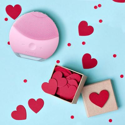 Un ten perfect, cadoul tau de Valentine’s Day  de la FOREO