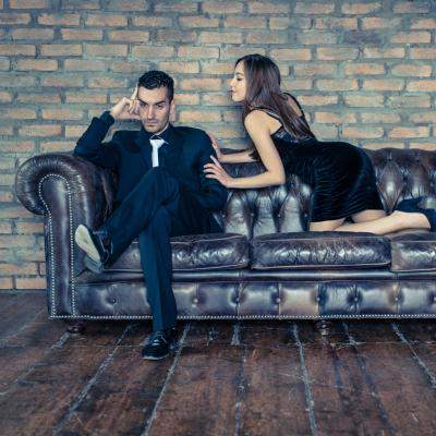 3 piste false către inima unui bărbat